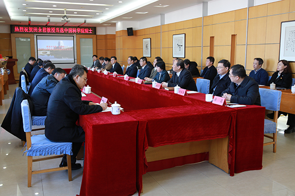 http://www.ysu.edu.cn/__local/B/CF/15/41F67C12E62785380F9CDA87BC0_96C8A250_3F610.jpg